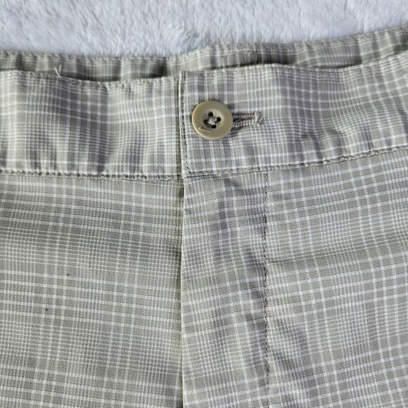 Nike Golf Dri-FIT Men's Performance Shorts Size 42 Beige White Plaid - Picture 6 of 14